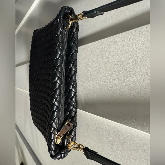 Melie Bianco Black Woven Clutch by Anthropologie - Picture 3 of 7